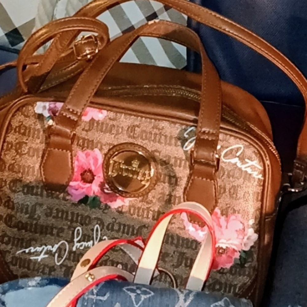 Juicy Couture Handbag With Strap